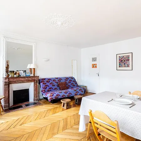 Guestready - Bright Parisian Charm • Chateau D'eau Apartment Paris