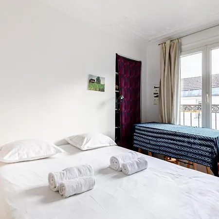 Apartment Guestready - Bright Parisian Charm • Chateau D'eau