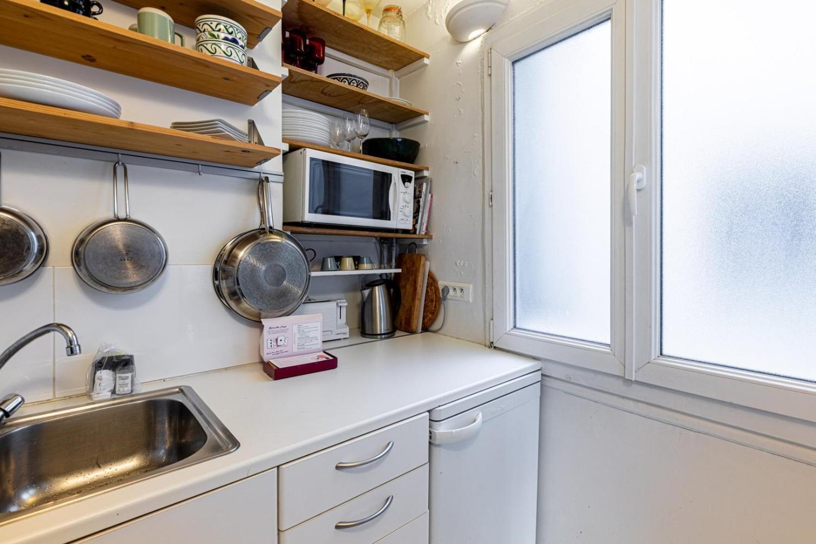 Guestready - Bright Parisian Charm • Chateau D'eau * Paris