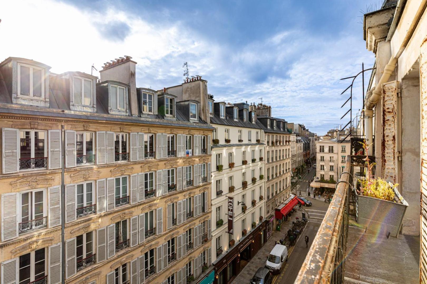 Guestready - Bright Parisian Charm • Chateau D'eau *